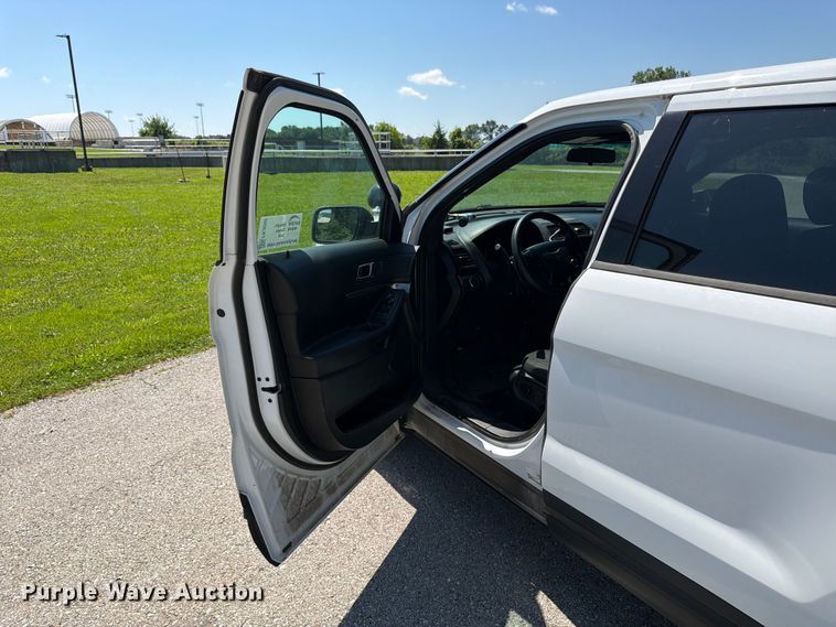 image for item FK3050 2017 Ford Explorer Police Interceptor SUV