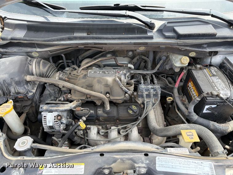 image for item FK3074 2010 Chrysler Town And Country LX van