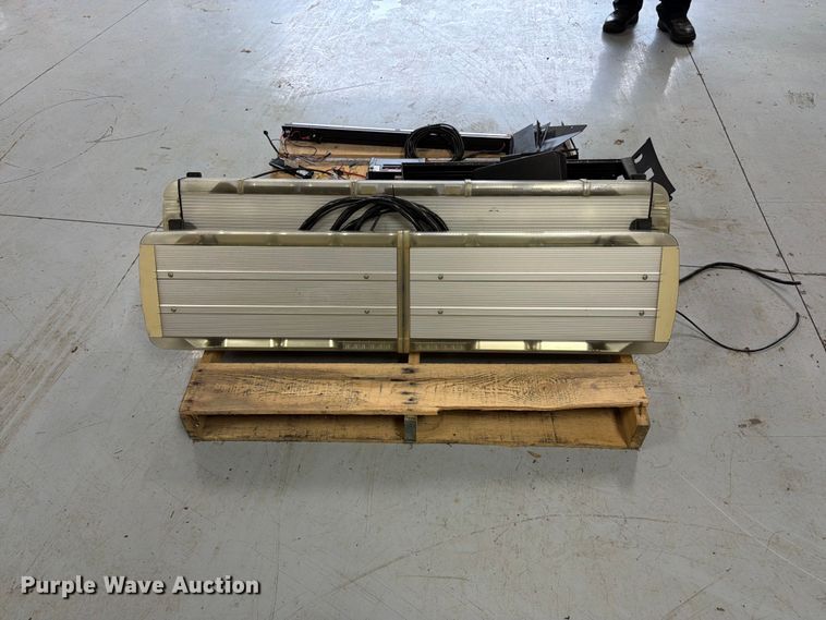 image for item FK3087 Law enforcement equipment