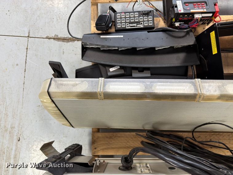 image for item FK3087 Law enforcement equipment