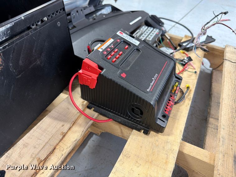image for item FK3087 Law enforcement equipment