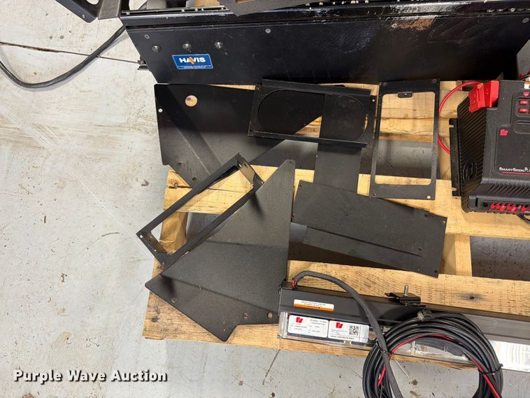 image for item FK3087 Law enforcement equipment
