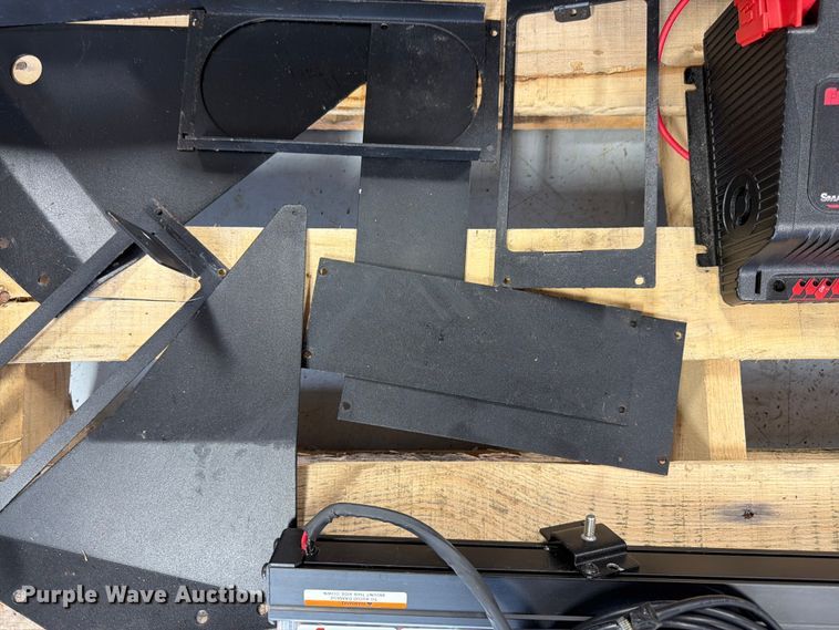 image for item FK3087 Law enforcement equipment