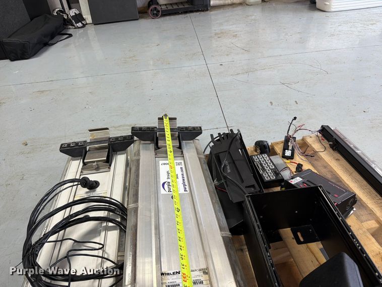 image for item FK3087 Law enforcement equipment