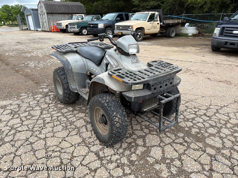 image for item FK3099 2001 Polaris Magnum 500 ATV