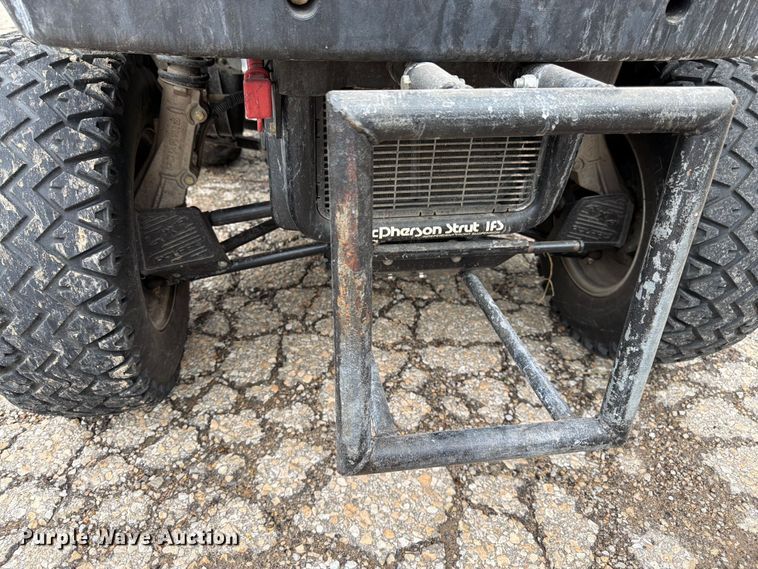 image for item FK3099 2001 Polaris Magnum 500 ATV