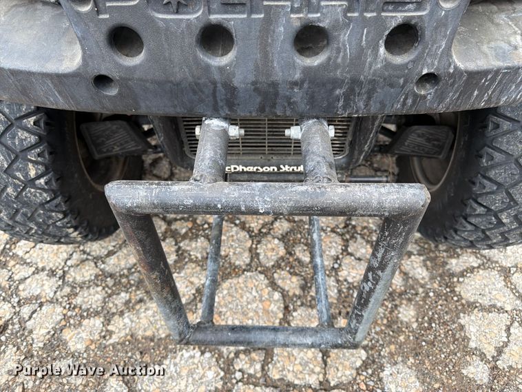 image for item FK3099 2001 Polaris Magnum 500 ATV