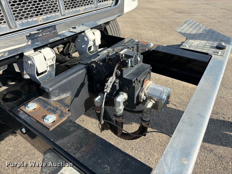image for item FK3105 2020 Peterbilt 337 oil distributor truck