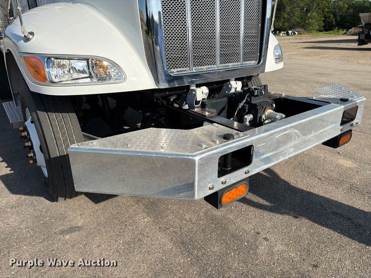 image for item FK3105 2020 Peterbilt 337 oil distributor truck