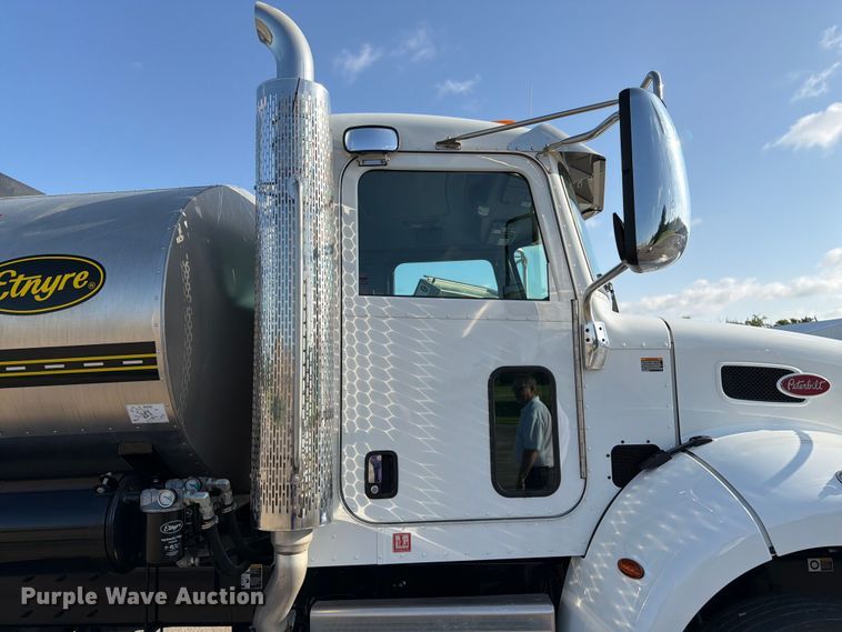 image for item FK3105 2020 Peterbilt 337 oil distributor truck
