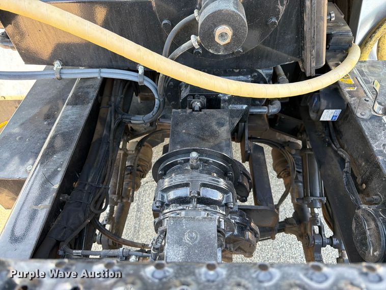 image for item FK3105 2020 Peterbilt 337 oil distributor truck
