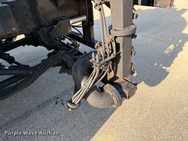 image for item FK3105 2020 Peterbilt 337 oil distributor truck