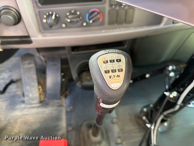 image for item FK3105 2020 Peterbilt 337 oil distributor truck