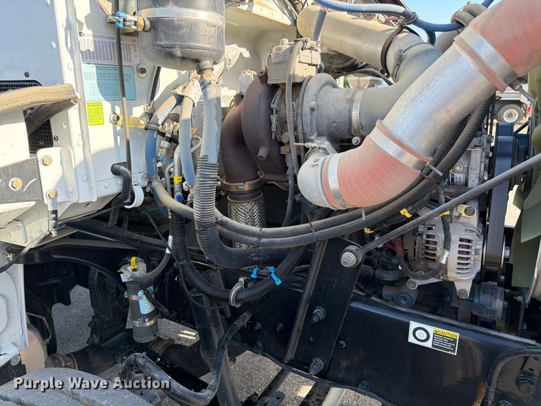 image for item FK3105 2020 Peterbilt 337 oil distributor truck