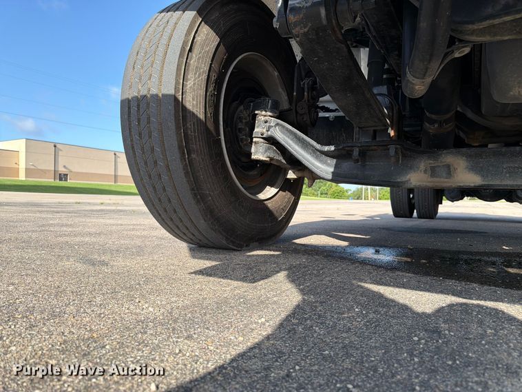 image for item FK3105 2020 Peterbilt 337 oil distributor truck