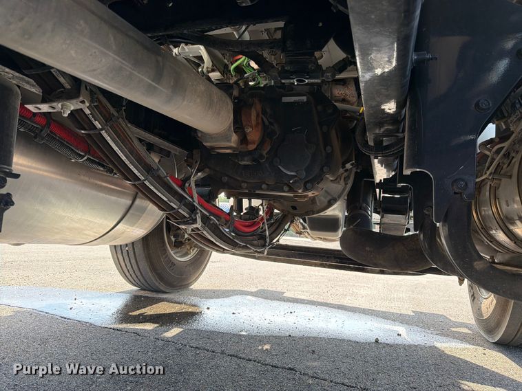 image for item FK3105 2020 Peterbilt 337 oil distributor truck