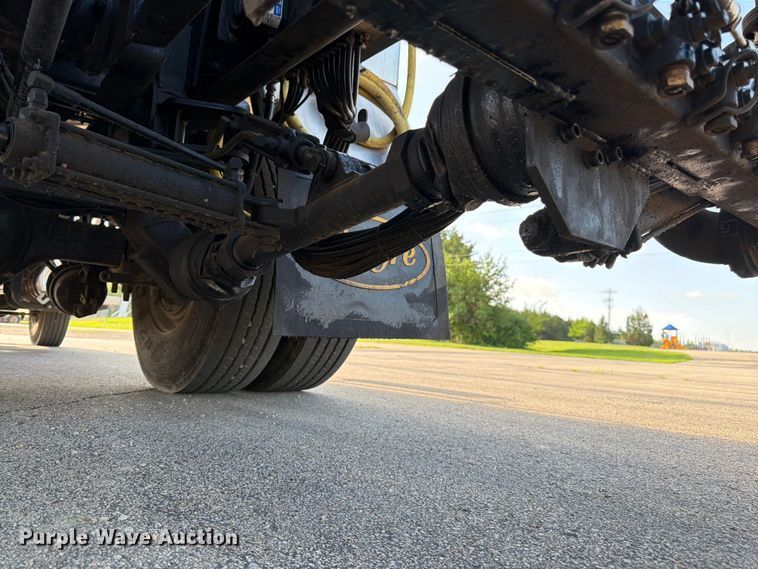 image for item FK3105 2020 Peterbilt 337 oil distributor truck