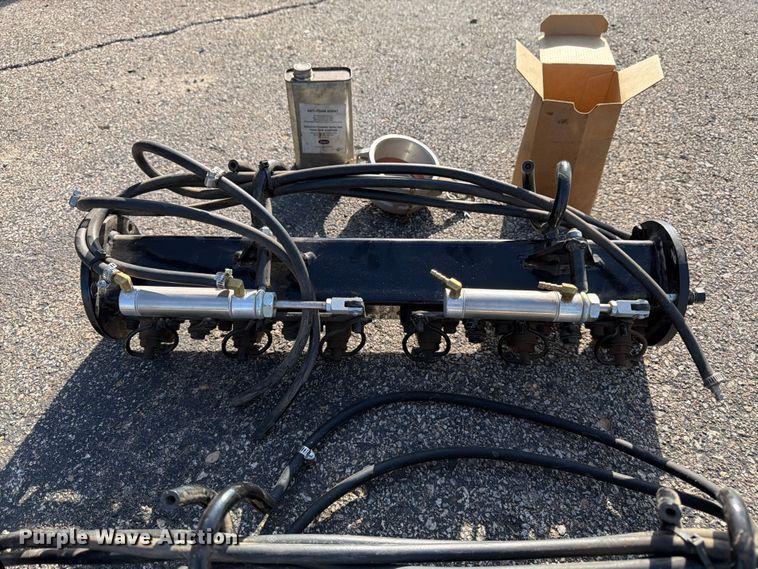 image for item FK3105 2020 Peterbilt 337 oil distributor truck