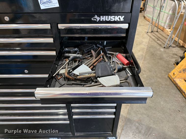 image for item FK3119 Husky toolbox