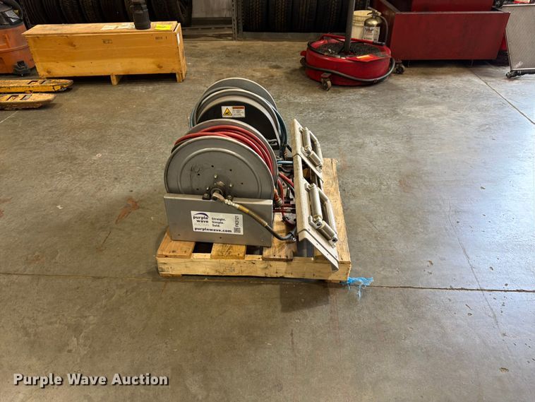 image for item FK3121 (2) hydraulic hose reels