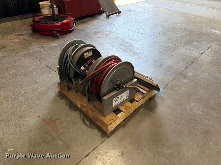 image for item FK3121 (2) hydraulic hose reels