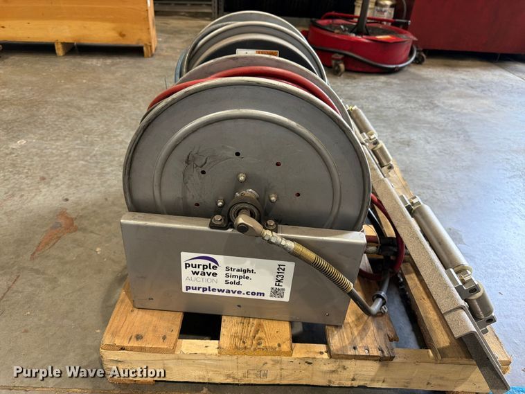 image for item FK3121 (2) hydraulic hose reels