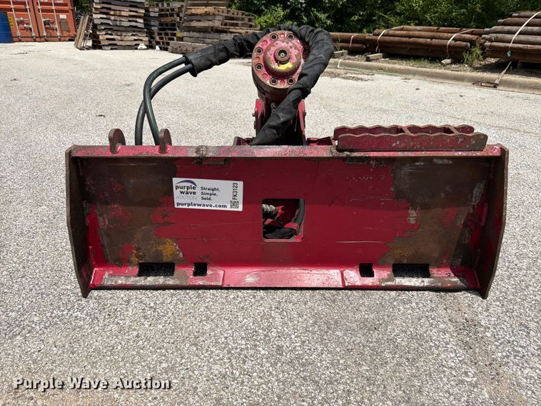 image for item FK3123 skid steer breaker
