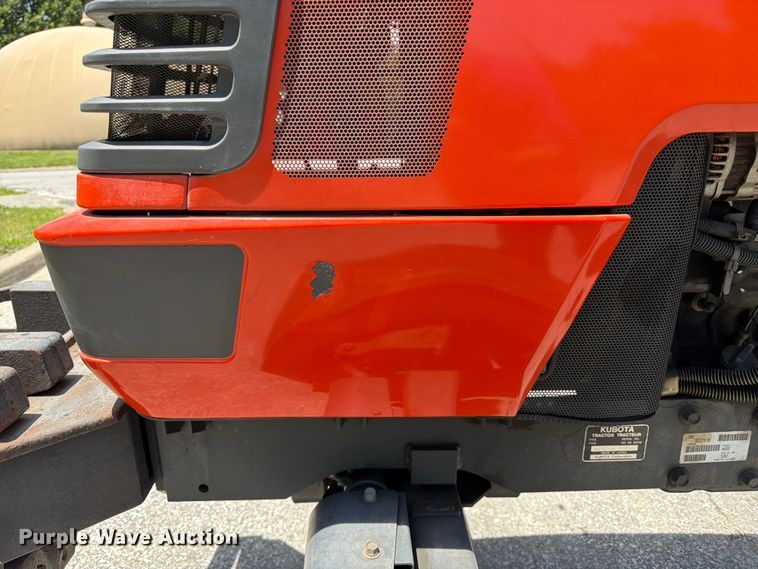 image for item FK3124 Kubota M6800 tractor