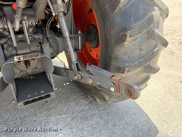 image for item FK3124 Kubota M6800 tractor