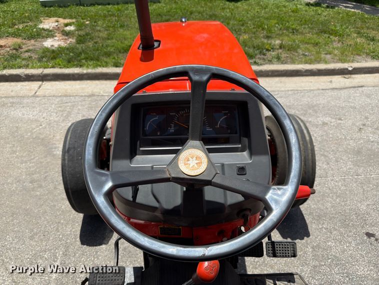 image for item FK3124 Kubota M6800 tractor