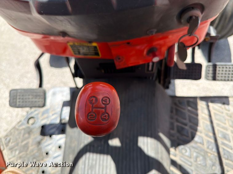 image for item FK3124 Kubota M6800 tractor
