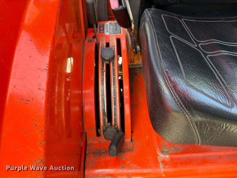 image for item FK3124 Kubota M6800 tractor