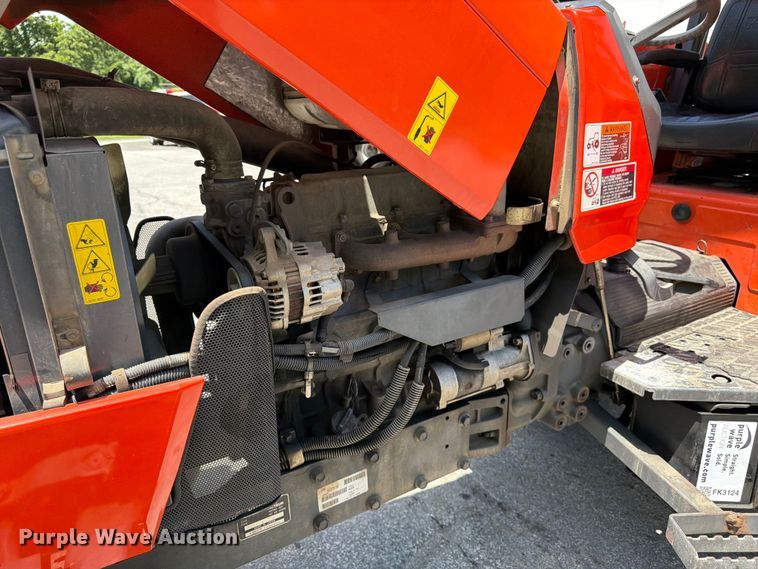 image for item FK3124 Kubota M6800 tractor
