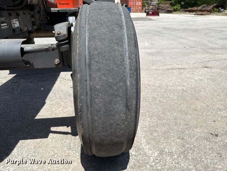 image for item FK3124 Kubota M6800 tractor