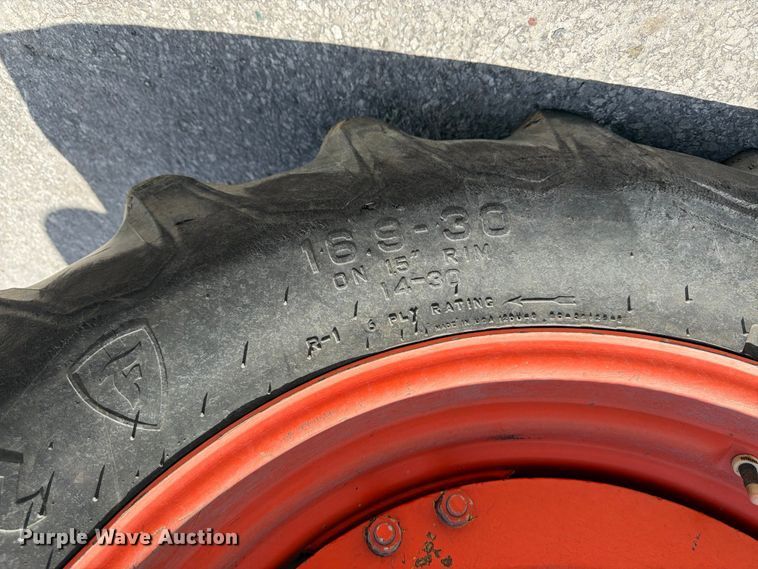 image for item FK3124 Kubota M6800 tractor