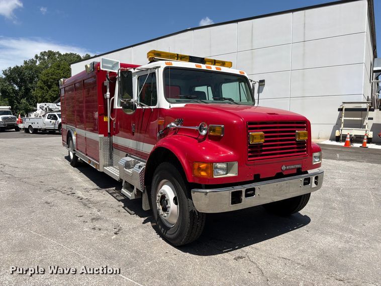 image for item FK3125 1999 International 4900 rescue vehicle