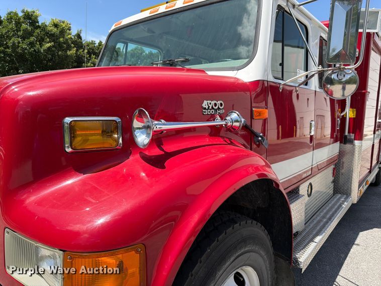 image for item FK3125 1999 International 4900 rescue vehicle