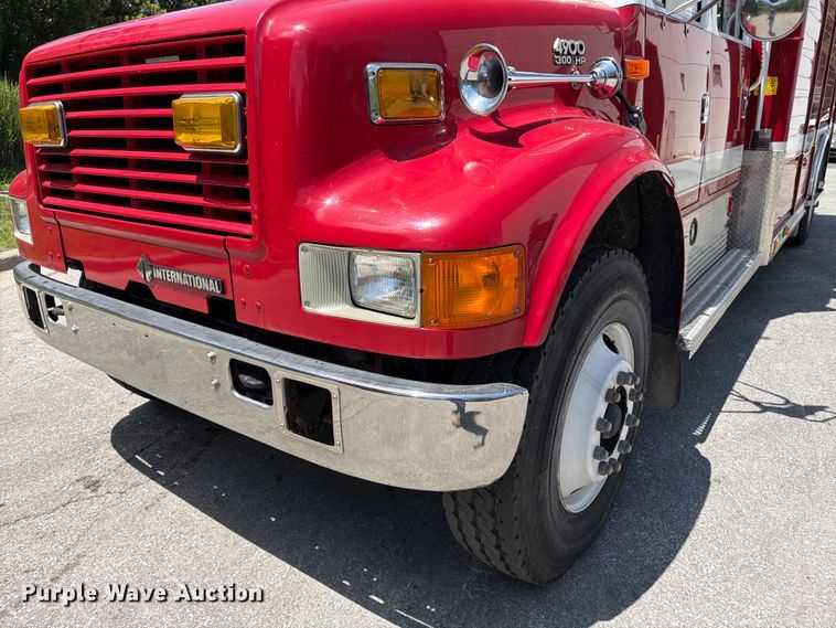 image for item FK3125 1999 International 4900 rescue vehicle
