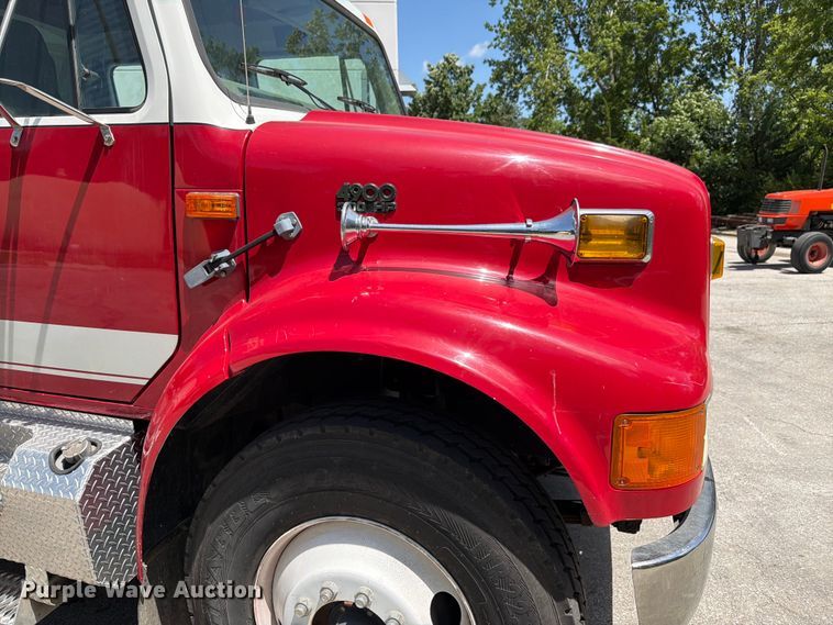 image for item FK3125 1999 International 4900 rescue vehicle