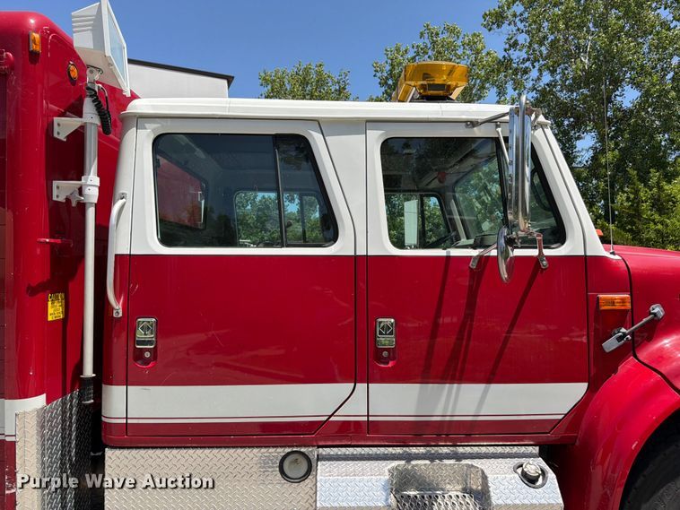 image for item FK3125 1999 International 4900 rescue vehicle
