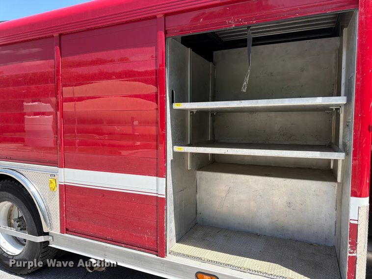 image for item FK3125 1999 International 4900 rescue vehicle