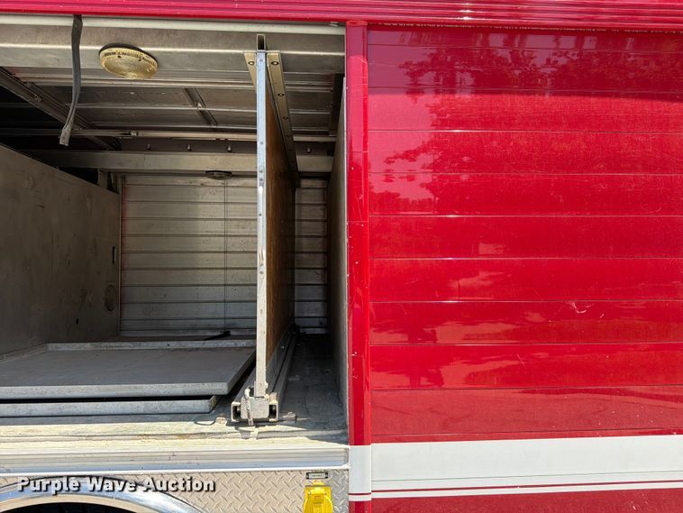 image for item FK3125 1999 International 4900 rescue vehicle