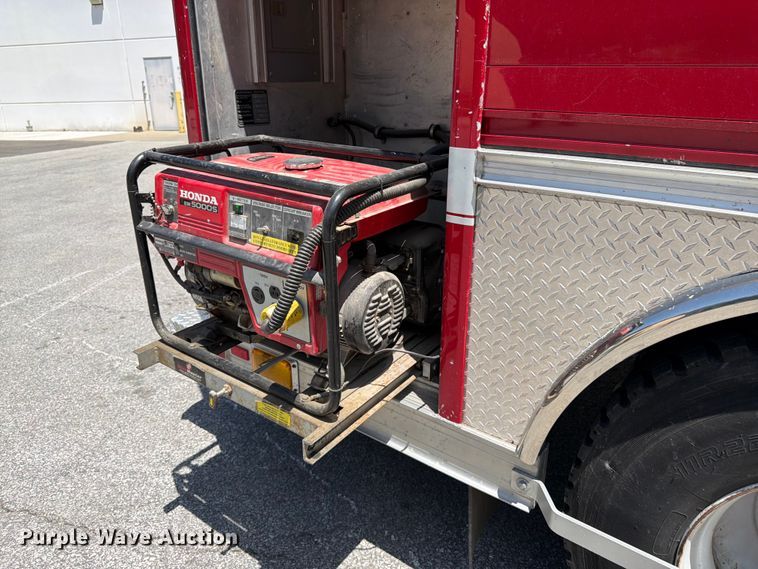 image for item FK3125 1999 International 4900 rescue vehicle