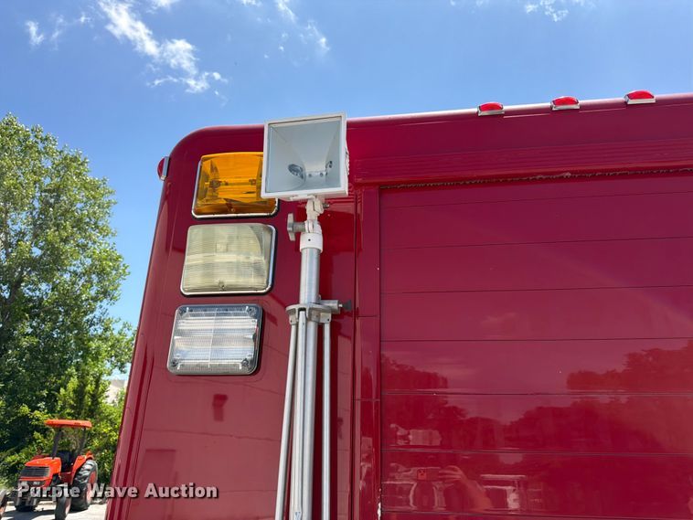 image for item FK3125 1999 International 4900 rescue vehicle