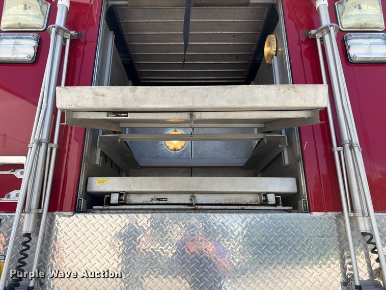 image for item FK3125 1999 International 4900 rescue vehicle