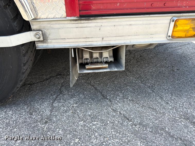 image for item FK3125 1999 International 4900 rescue vehicle