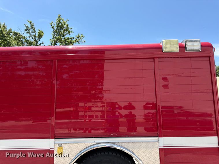 image for item FK3125 1999 International 4900 rescue vehicle