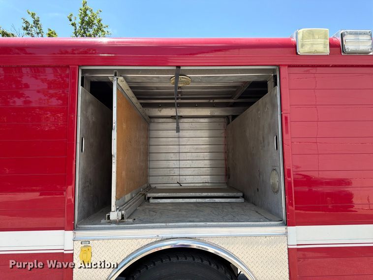 image for item FK3125 1999 International 4900 rescue vehicle