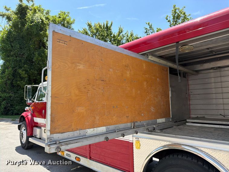 image for item FK3125 1999 International 4900 rescue vehicle