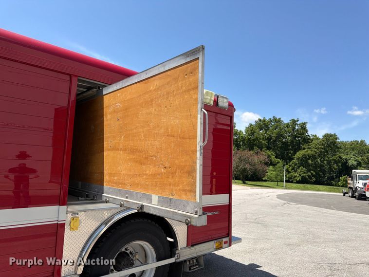 image for item FK3125 1999 International 4900 rescue vehicle